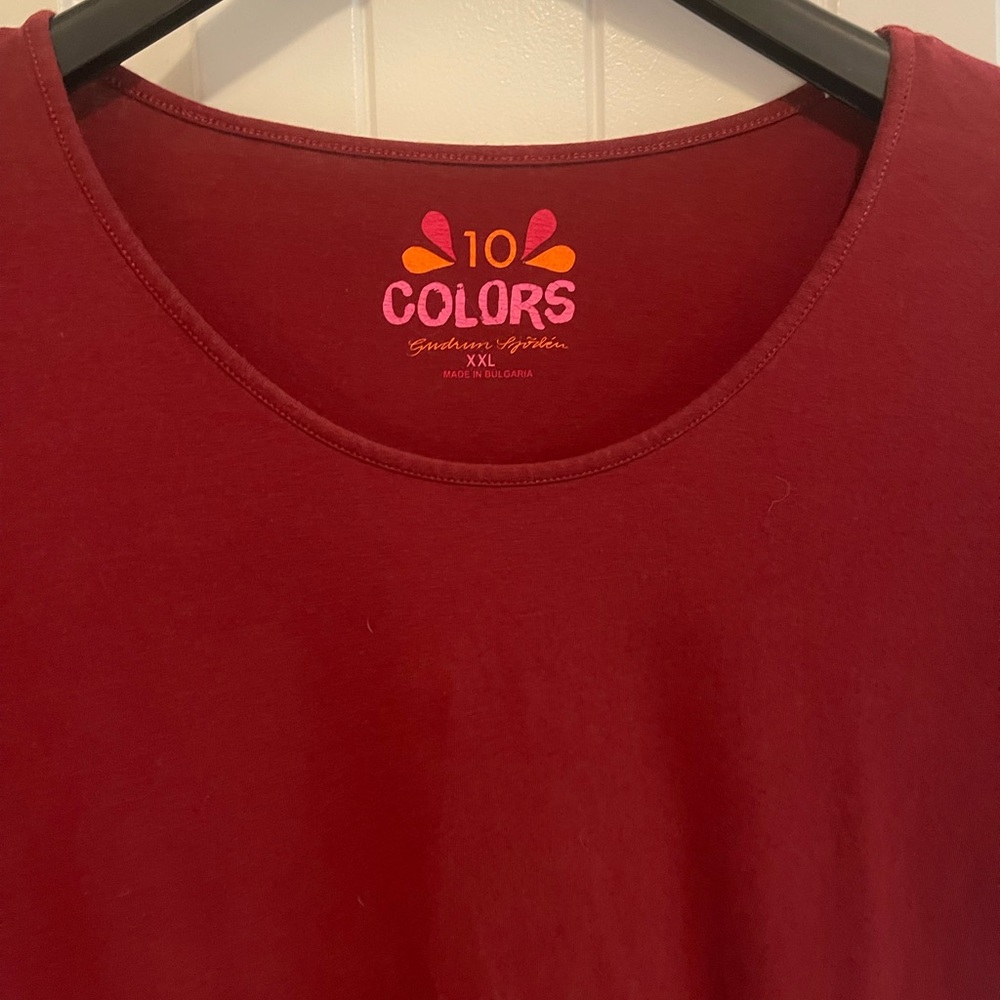 A comfortable maroon Gudrun Sjoden tunic!